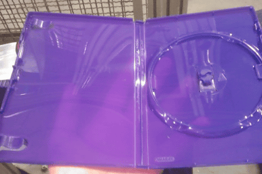 「キネクト」のソフトのパッケージは紫
