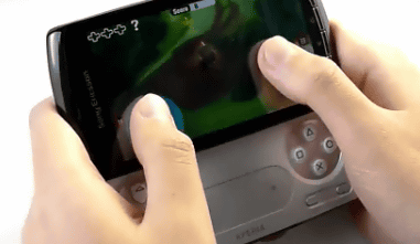 PSP携帯は、タッチパネルで「マルチタッチ」を採用